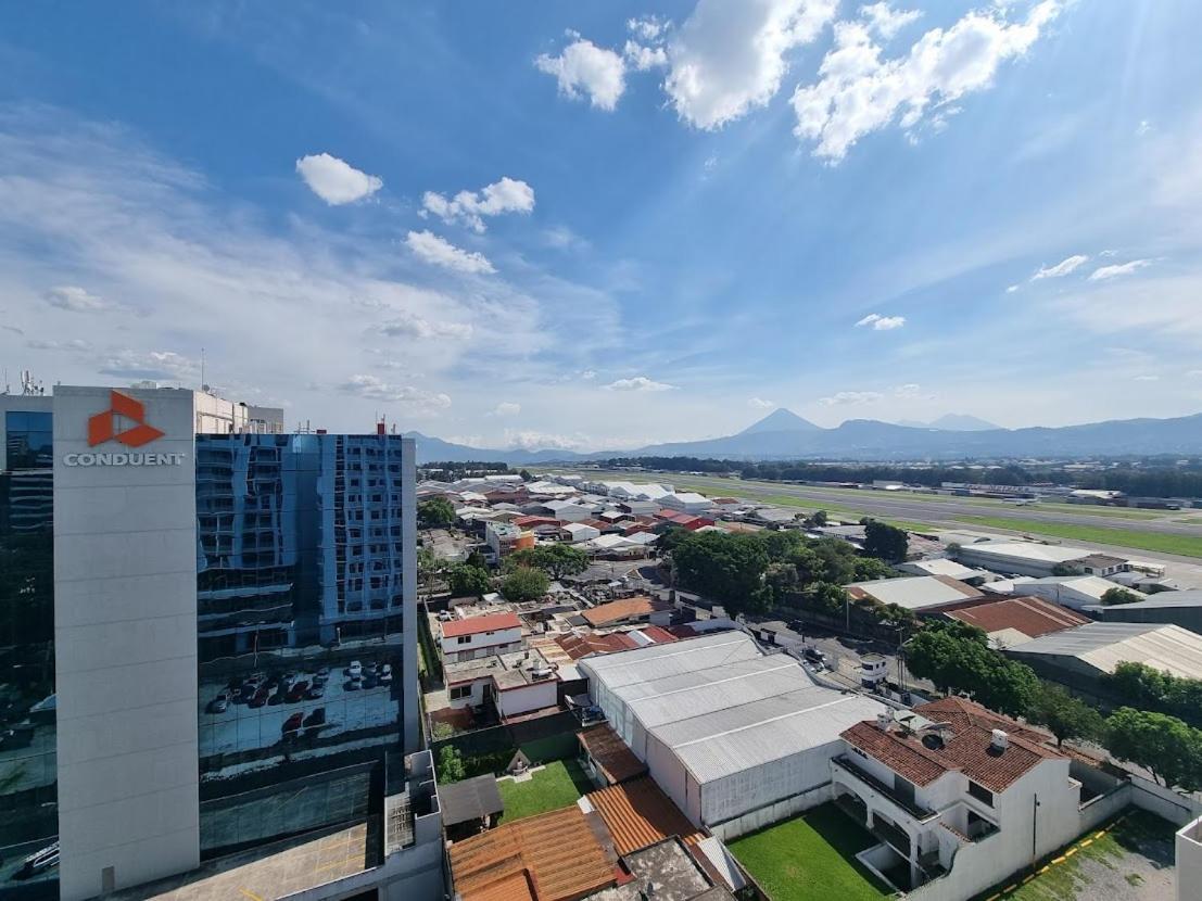 Ferienwohnung Amazing Aircrafts Views In Front Of Airport Guatemala-Stadt Exterior foto